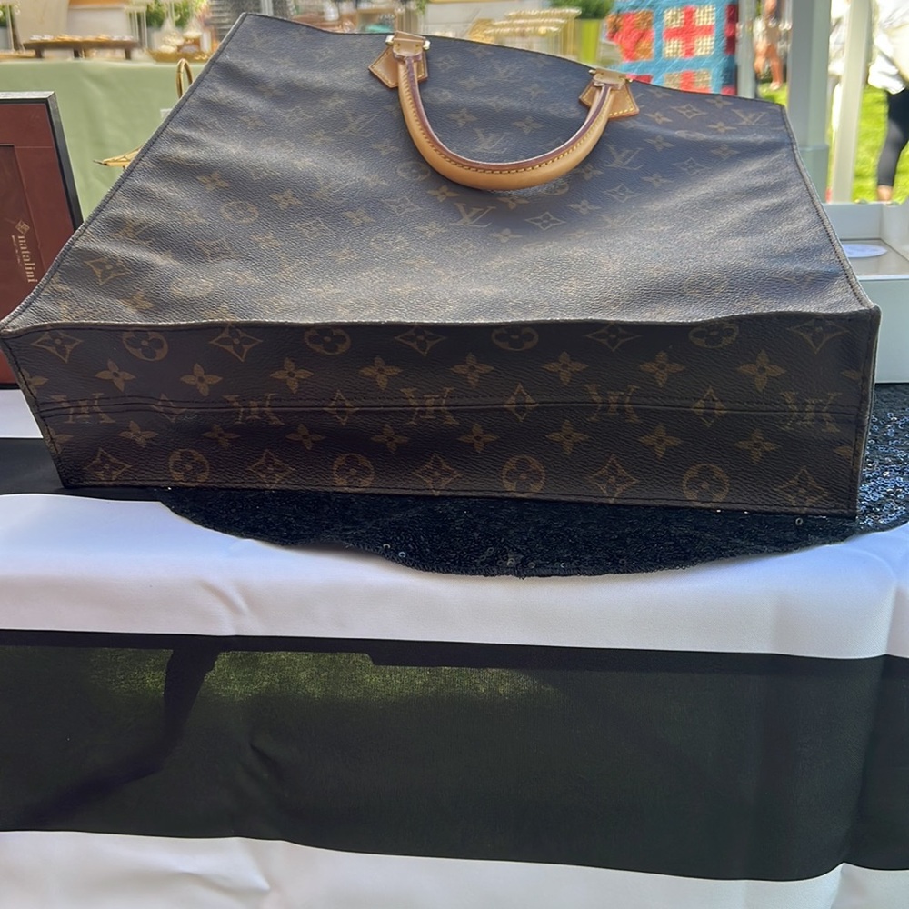 Louis Vuitton Sac Plat - Picture 6 of 10